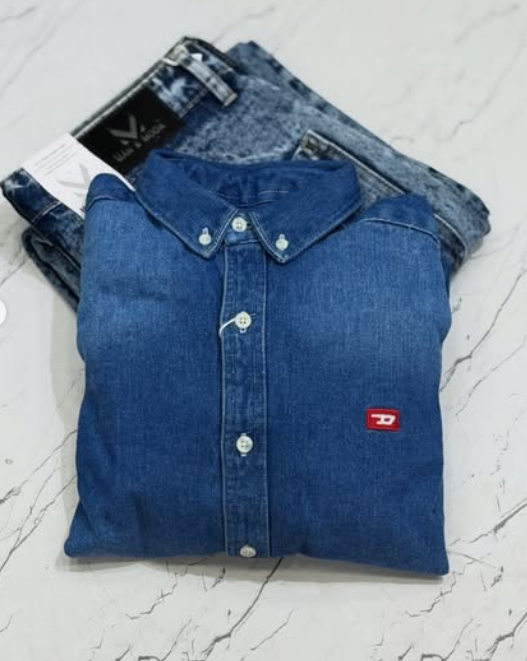 OVERSIZE DENIM SHIRT