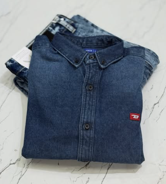 OVERSIZE DENIM SHIRT